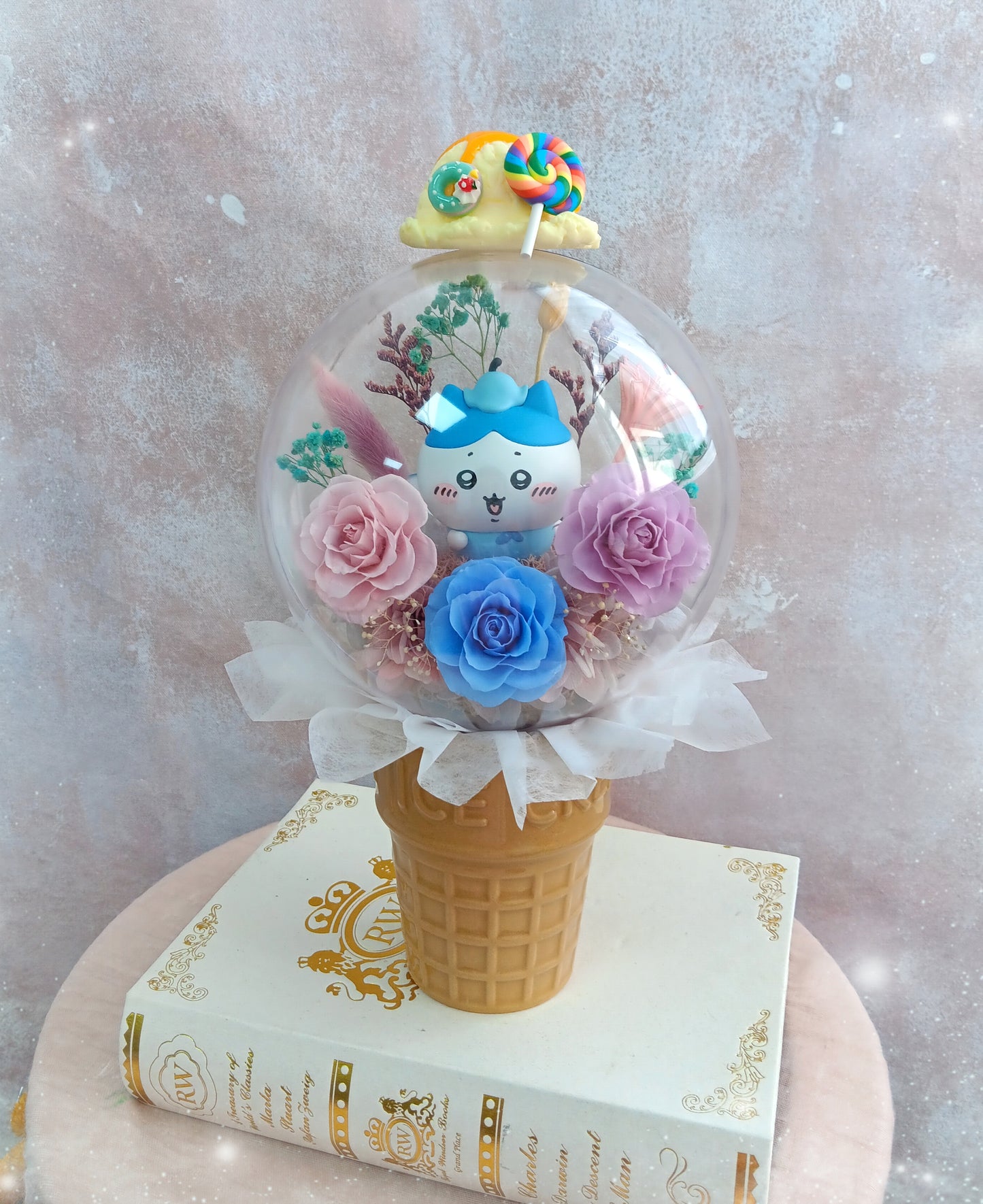 🌸(現貨)Chiikawa-小八 保鮮花波波球雪糕杯