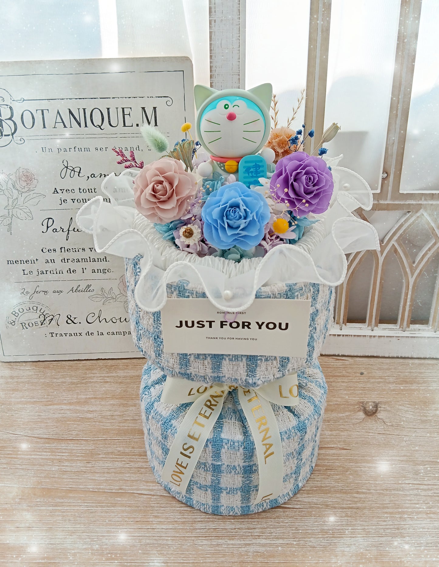 🌸(訂造)多啦A夢保鮮花小香風花束