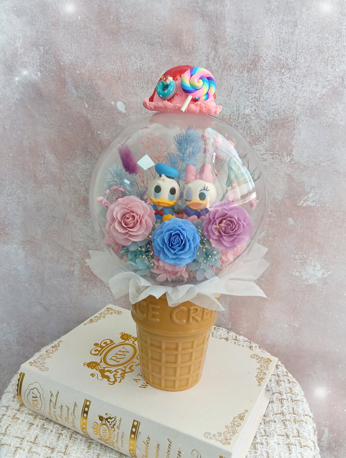 🌸(現貨)Donald duck & Daisy保鮮花波波球雪糕杯