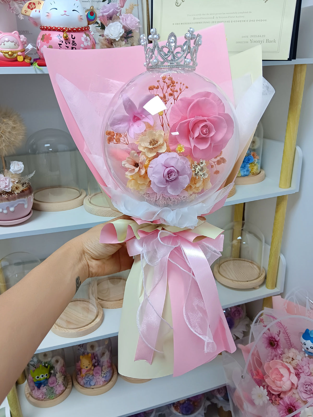 🌸(現貨)皇冠保鮮花玫瑰蘭花波波球花束